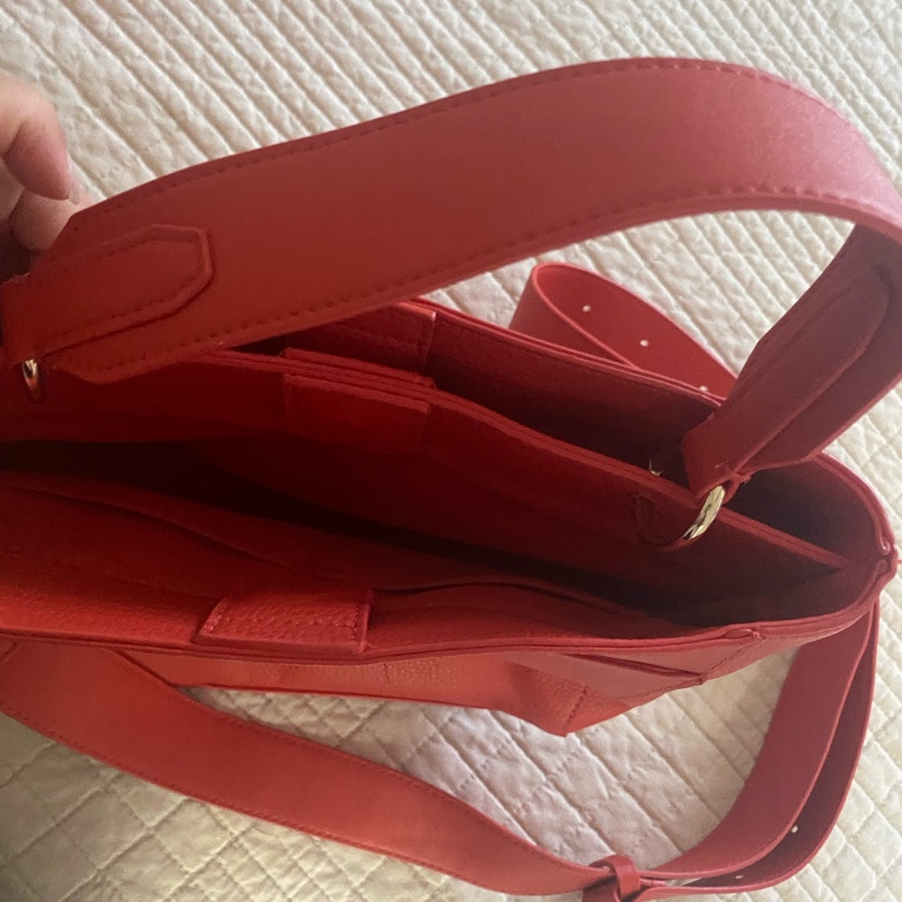 Red purse Brand new condition! - Picture 4 of 5